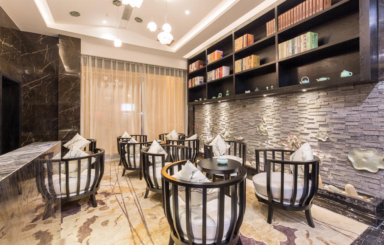 Yiwu Quan Ji Hotel Іу Екстер'єр фото