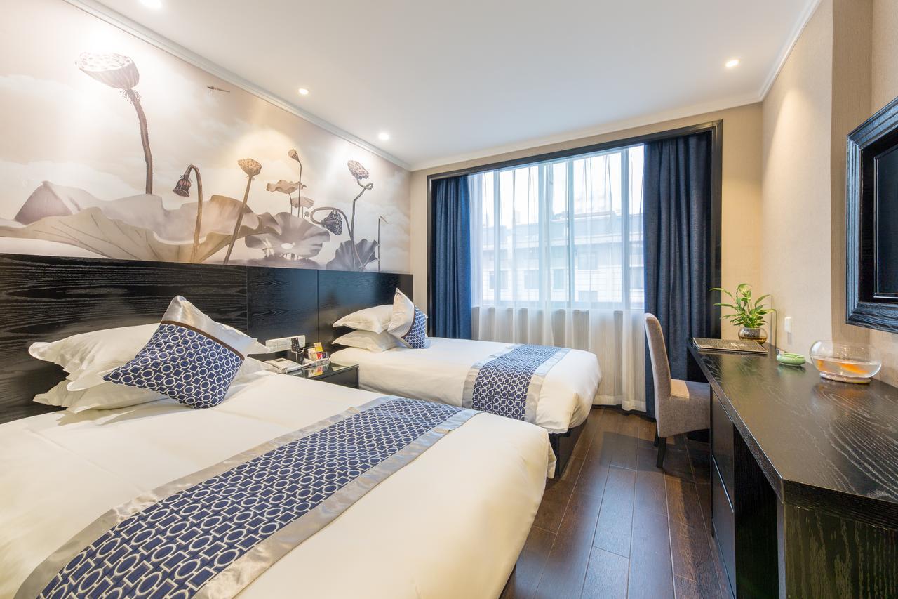 Yiwu Quan Ji Hotel Іу Екстер'єр фото